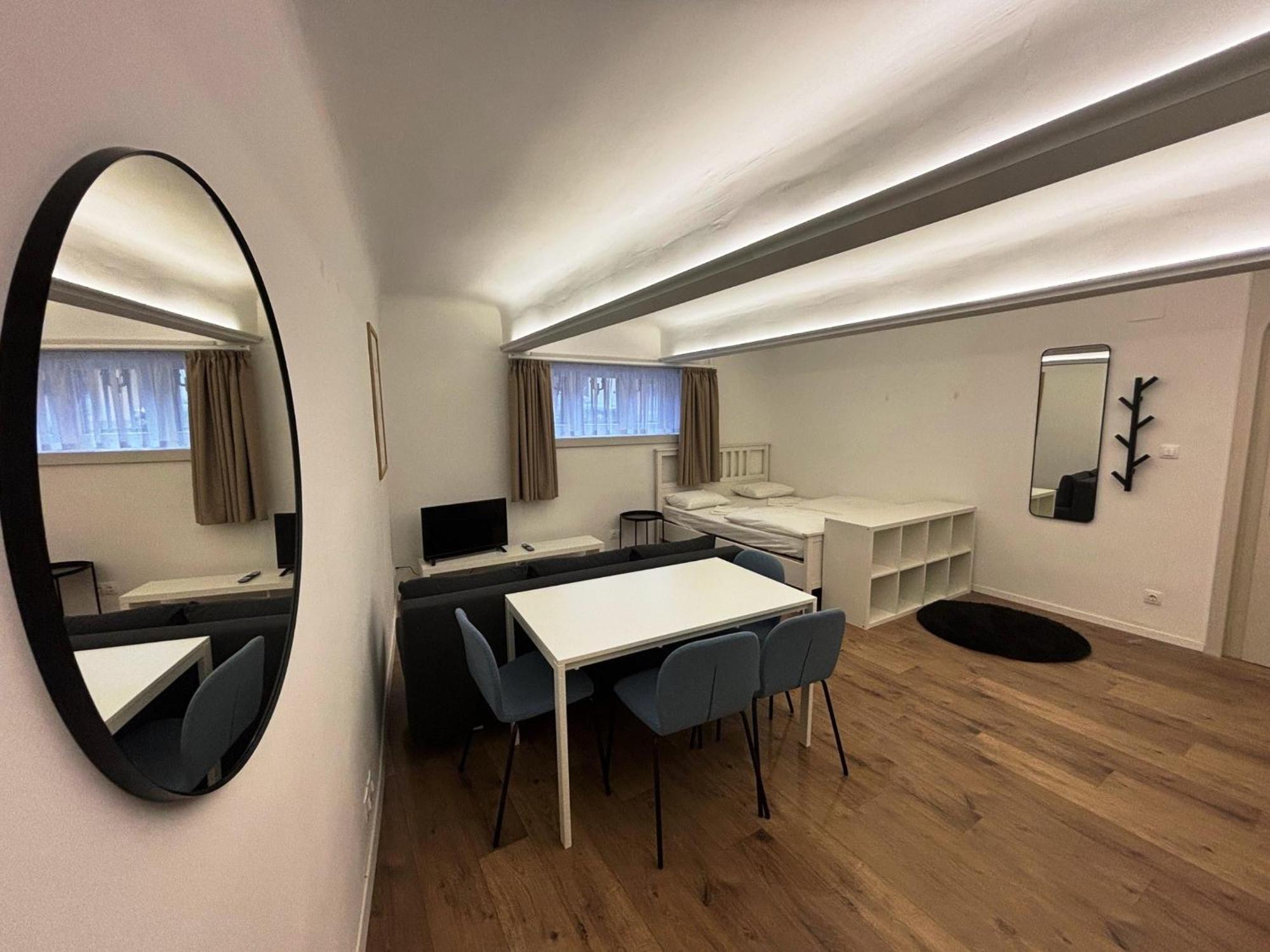 Oliver Budget Aparthotel